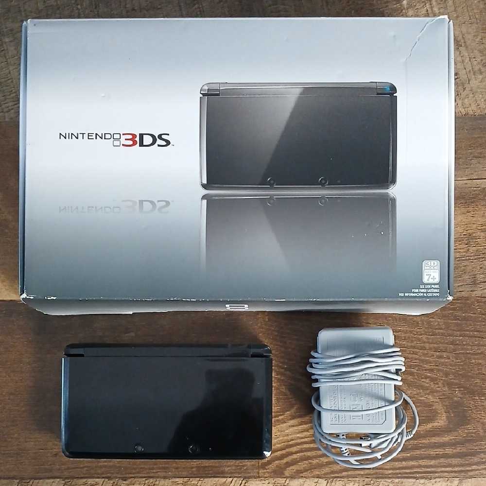 Nintendo 3DS Black Console Complete In Box - Tested & Working - Picture 1 of 15